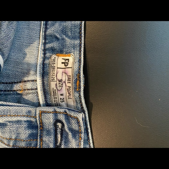Free People Bundle Jean Shorts Size 25 both pairs for $25 - Picture 3 of 4